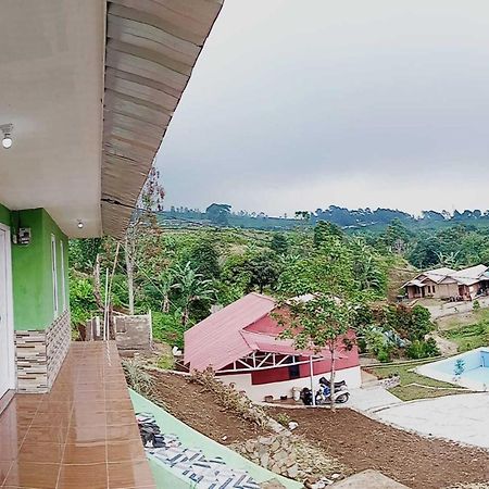 Express O 91843 Bbs Villa Ciater Bandung Exterior photo